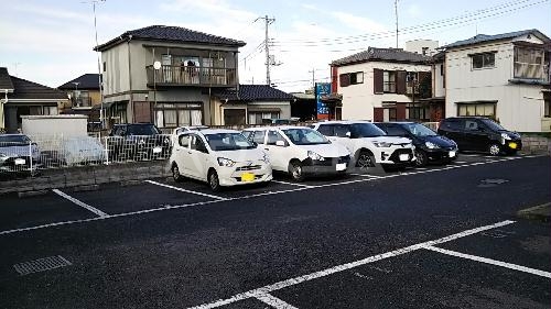15/16 駐車場