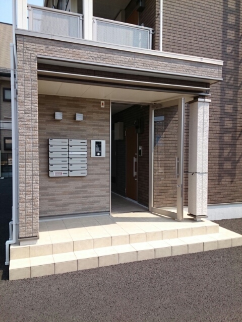 14/21 エントランス