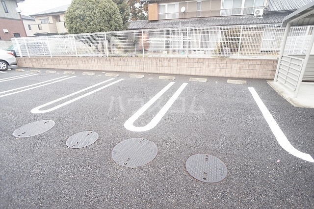 14/20 駐車場