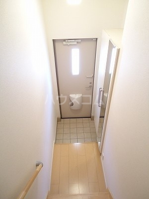 14/27 エントランス