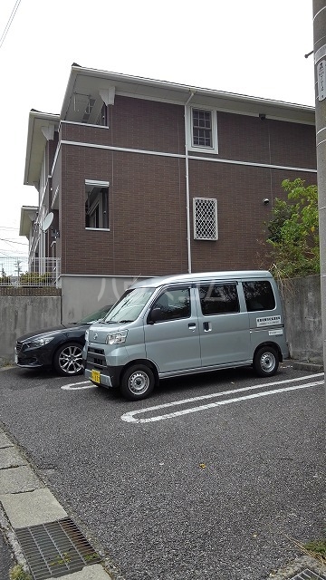25/30 駐車場
