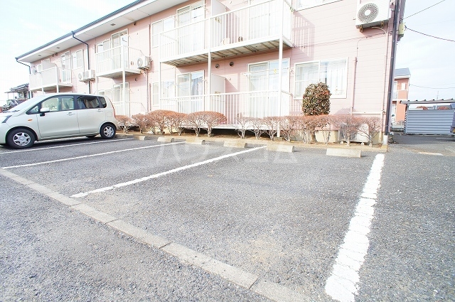 20/29 駐車場