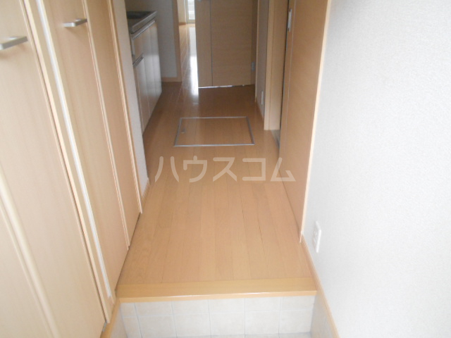 15/22 エントランス