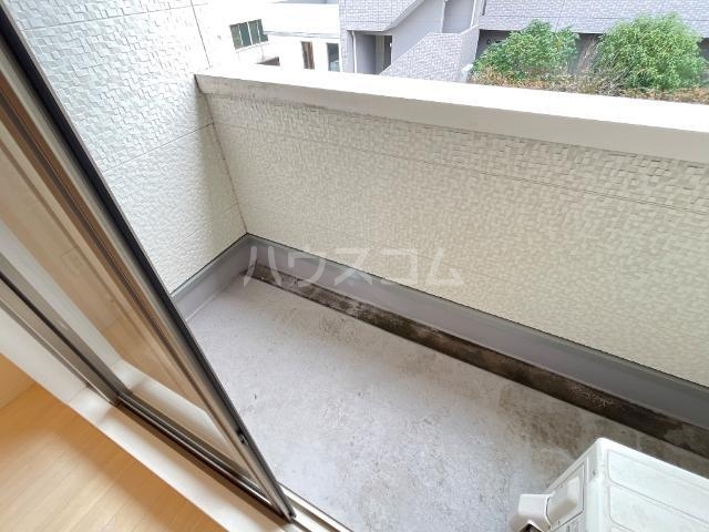15/28 バルコニー