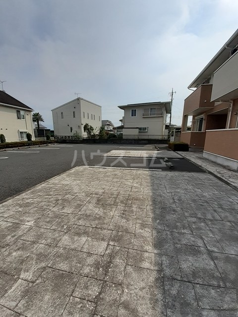 15/27 駐車場