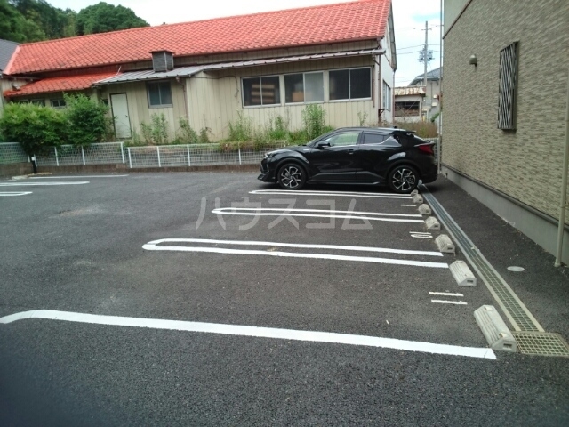 14/20 駐車場