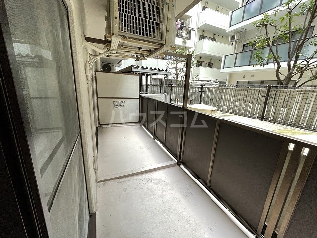 15/30 バルコニー