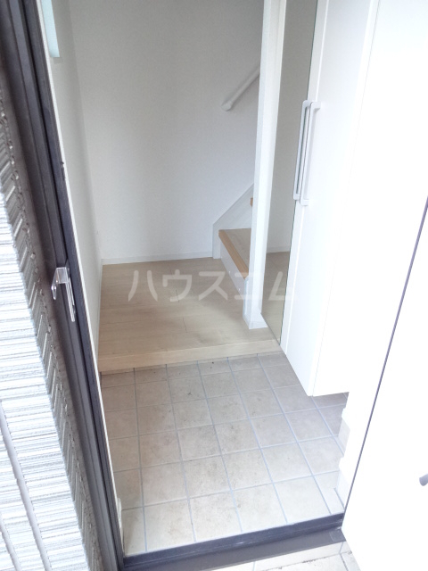 13/30 玄関