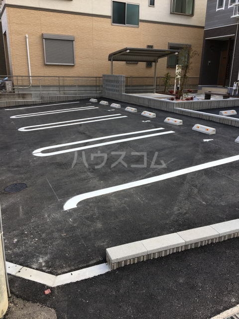 22/30 駐車場