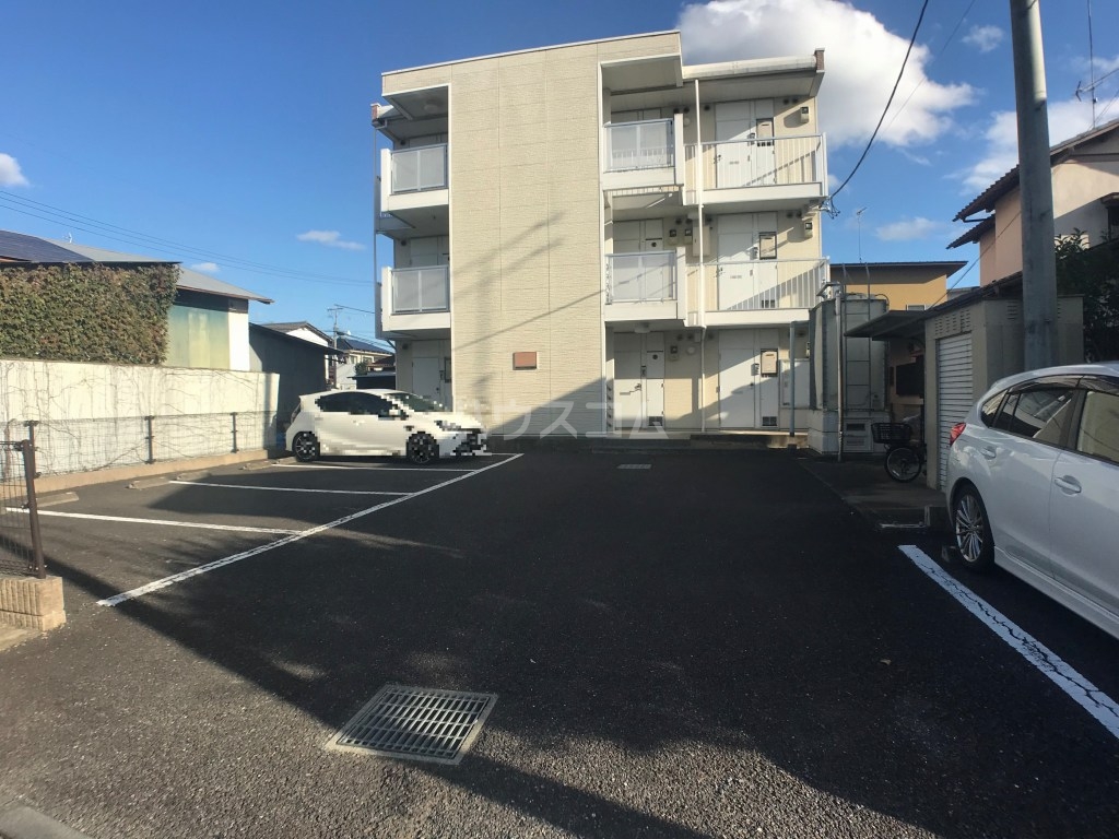 15/16 駐車場