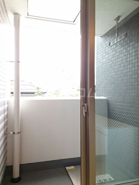 21/30 バルコニー