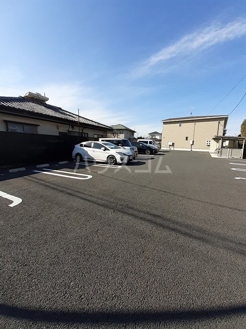 15/27 駐車場