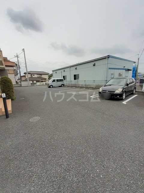 15/27 駐車場