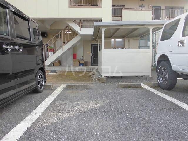 15/21 駐車場