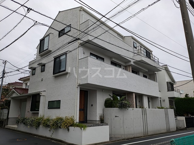2/30 外観
