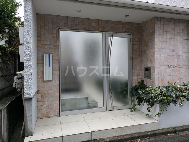 3/8 エントランス