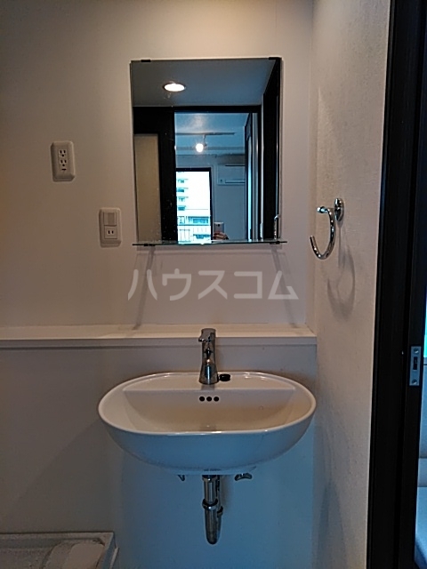 14/30 洗面