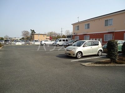 18/29 駐車場