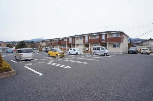 2/11 駐車場