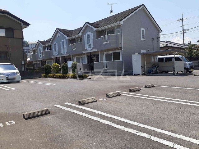 15/27 駐車場