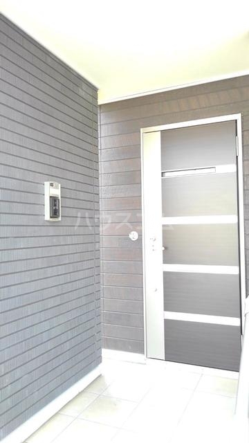 14/14 エントランス