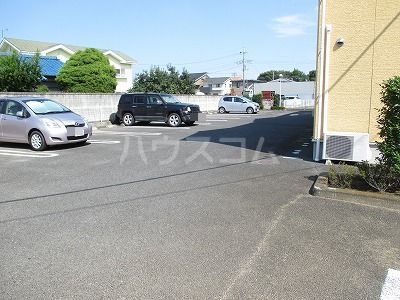 17/26 駐車場