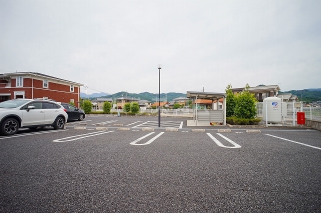 14/20 駐車場