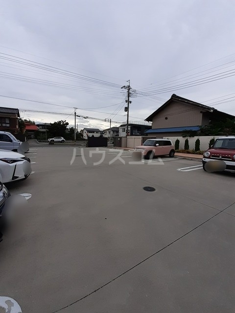 3/7 駐車場