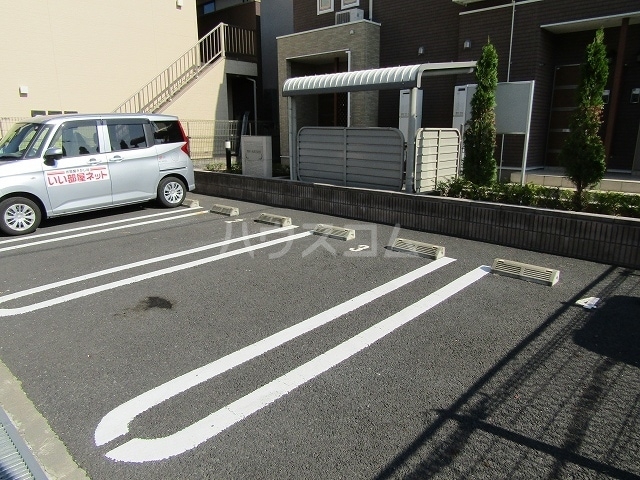 14/20 駐車場