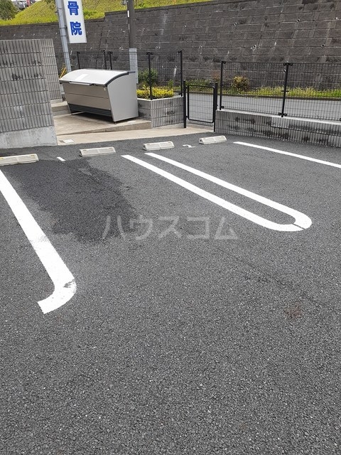 16/22 駐車場