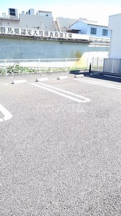 2/6 駐車場