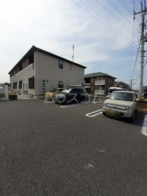 15/27 駐車場
