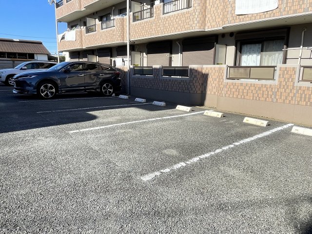 16/24 駐車場