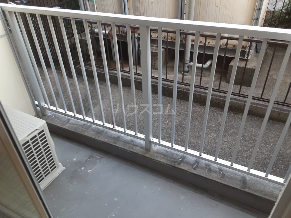 17/28 バルコニー