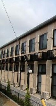 17/23 エントランス