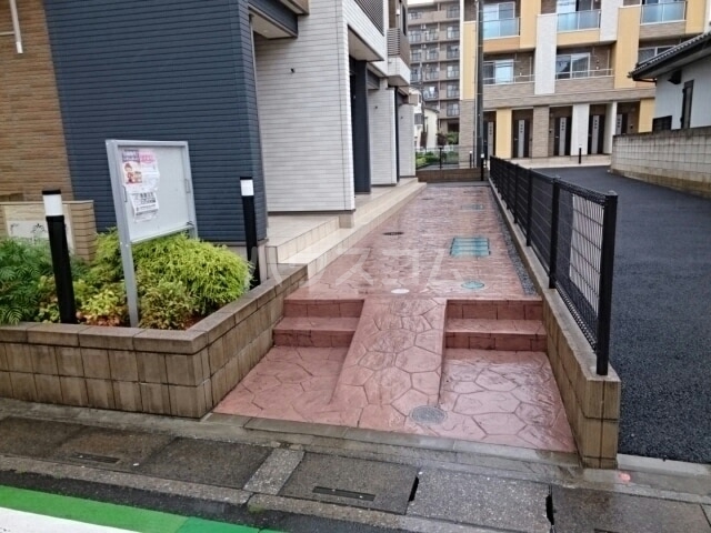 2/10 エントランス