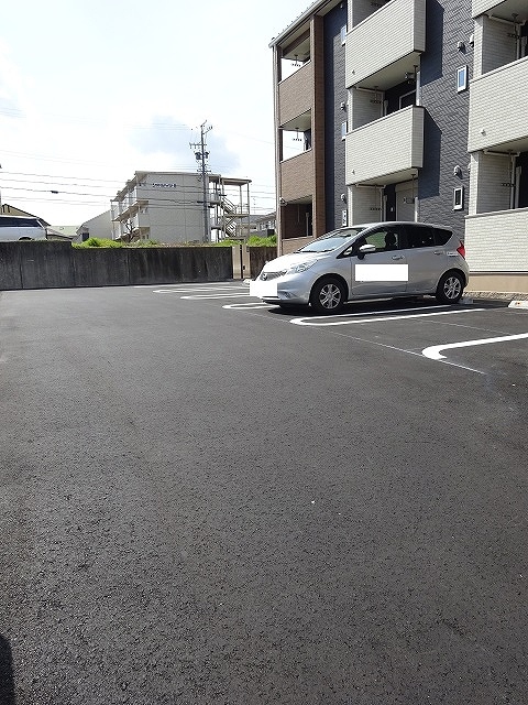 2/11 駐車場