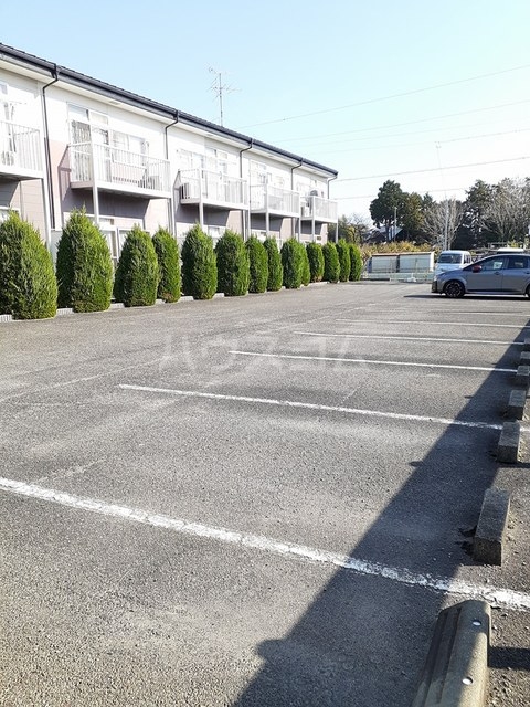 14/20 駐車場