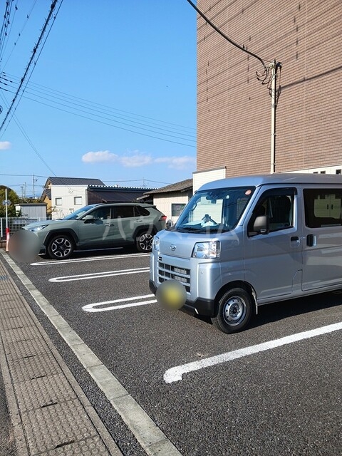 15/27 駐車場