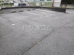 15/27 駐車場