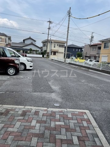 25/30 駐車場