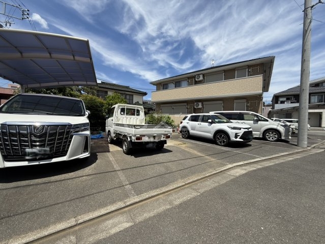 2/7 駐車場