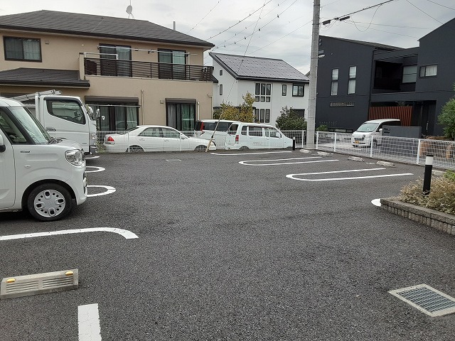 21/24 駐車場