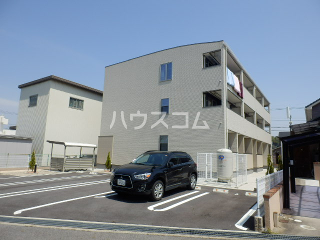 20/30 駐車場