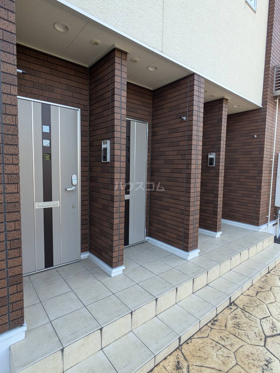 6/11 エントランス