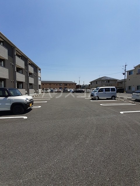 15/21 駐車場