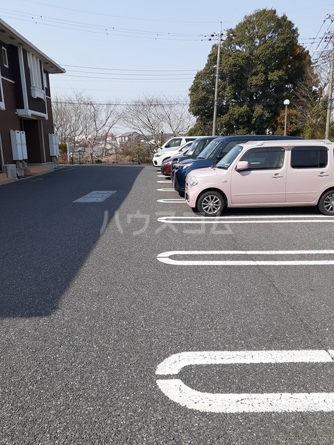 2/8 駐車場