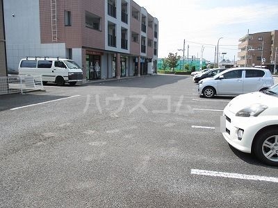 14/21 駐車場