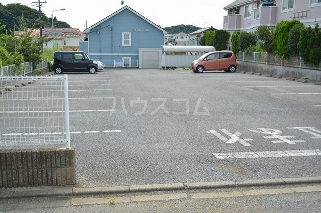 15/23 駐車場
