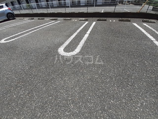 16/22 駐車場